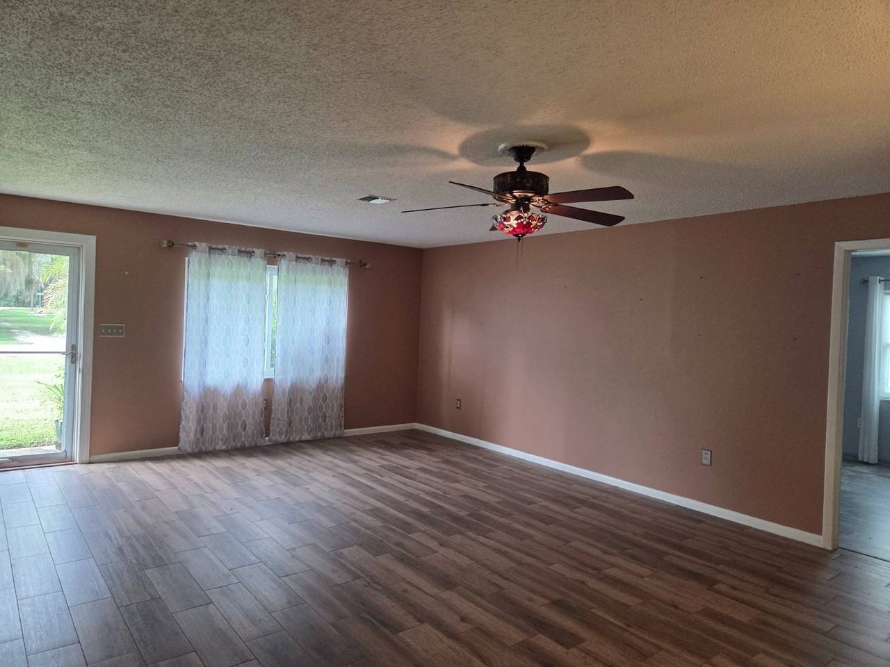 1610 Pruitts Ldg - Photo 2 of 18