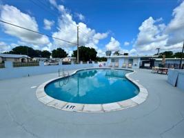 featured image of 670 Alfred St E #105