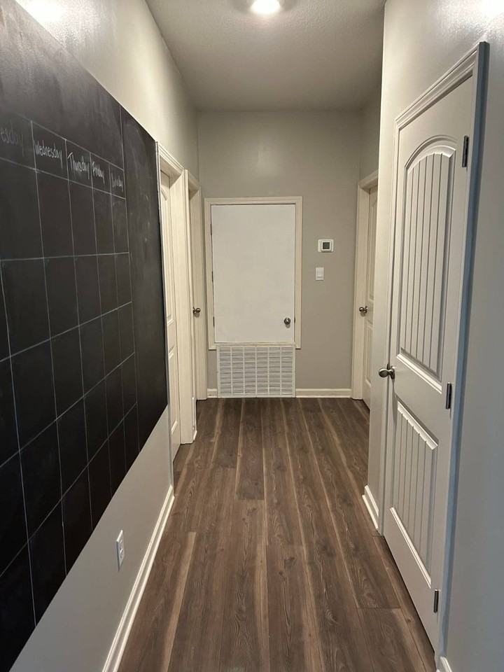 7951 Hickory Meadow Rd - Photo 2 of 18