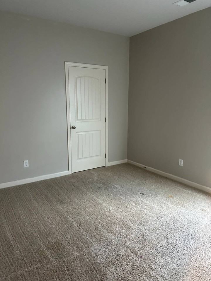 7951 Hickory Meadow Rd - Photo 4 of 18