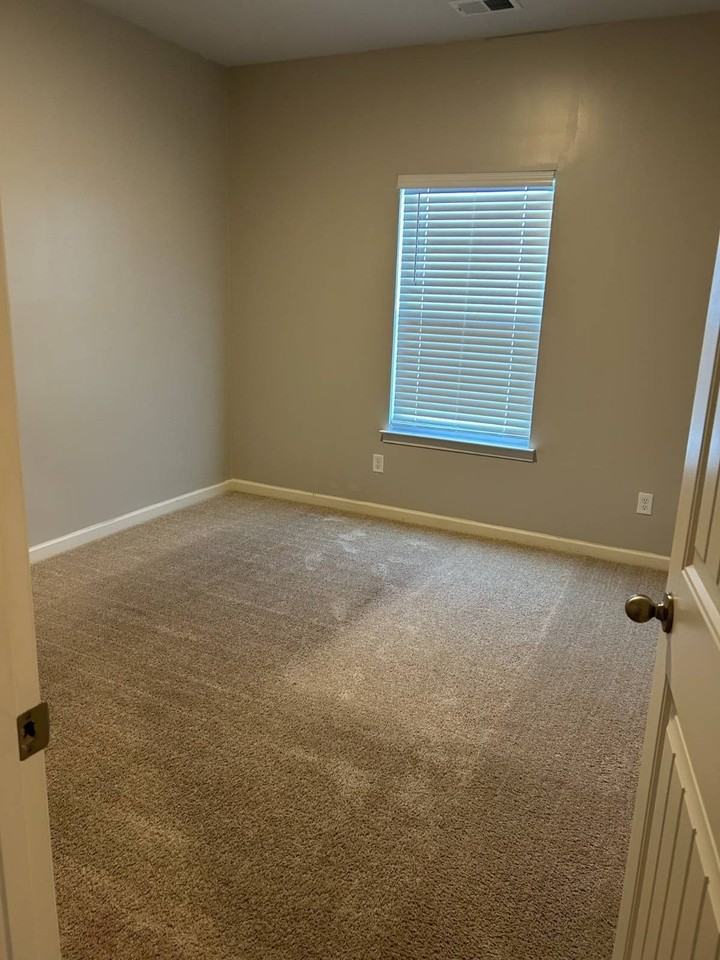7951 Hickory Meadow Rd - Photo 5 of 18