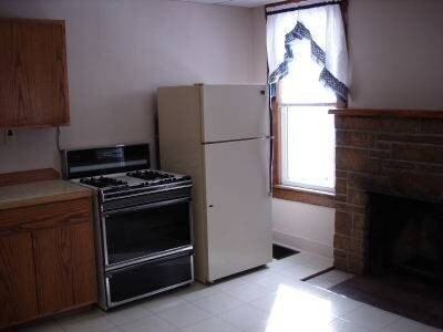 170 W Columbia St - Photo 3 of 7