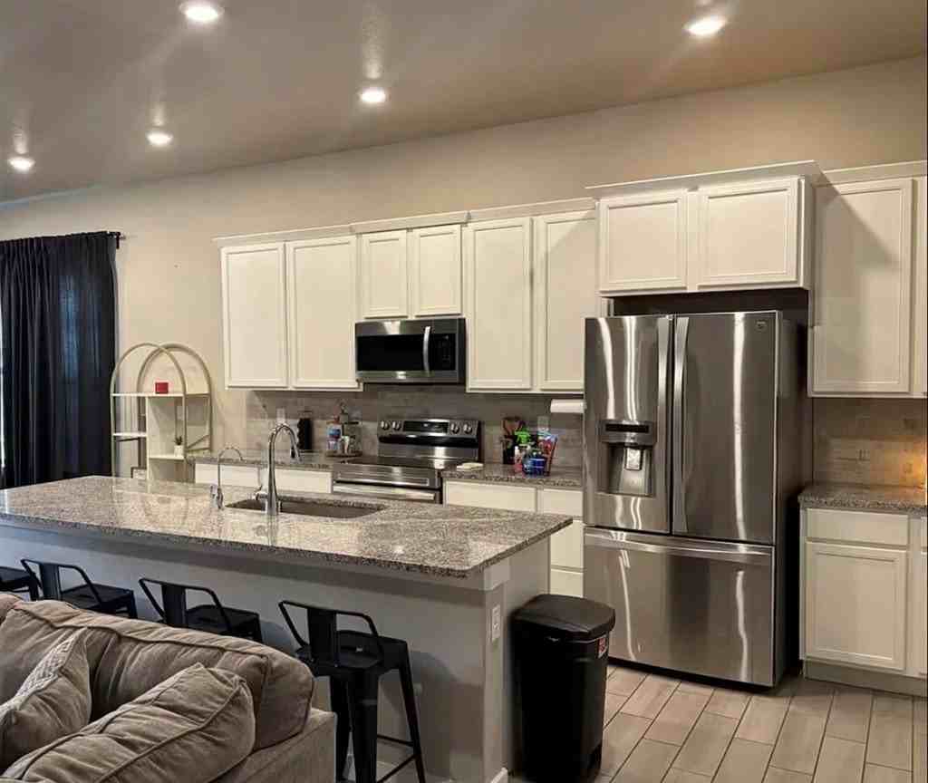 1322 Lantana Ct - Photo 4 of 24
