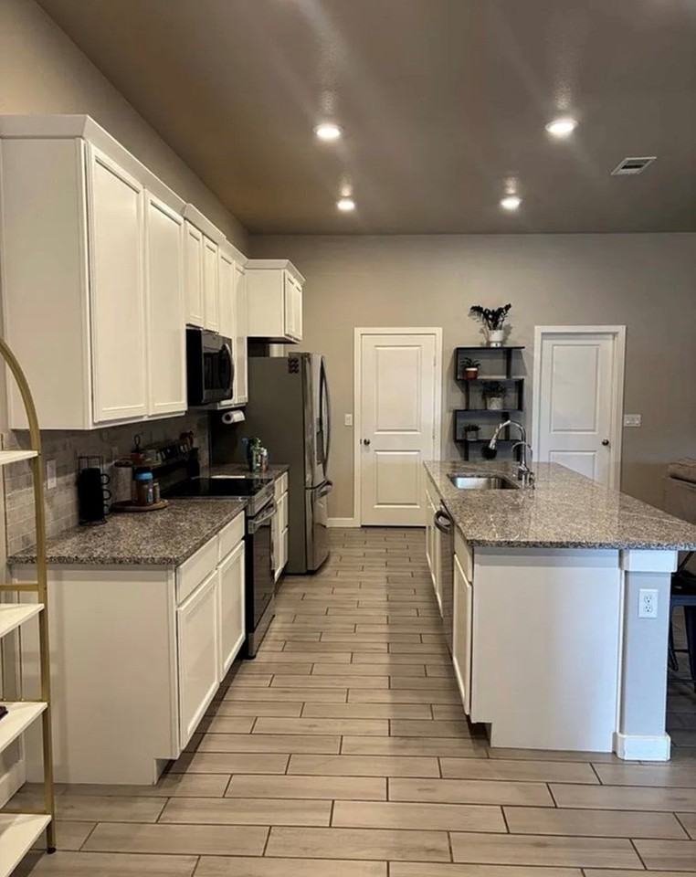 1322 Lantana Ct - Photo 7 of 24
