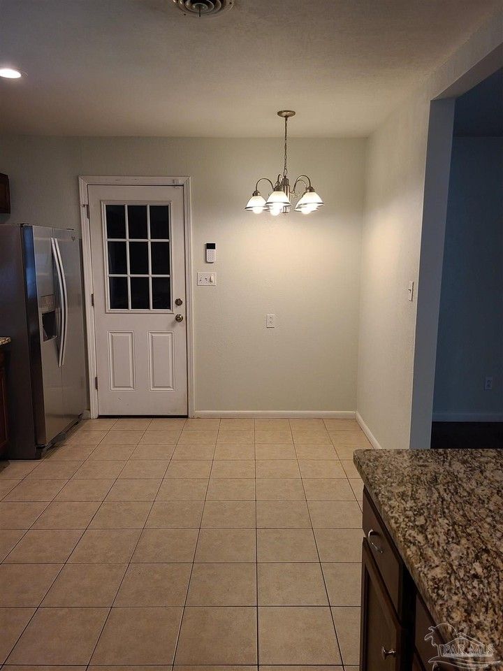 6666 Allyn Way - Photo 6 of 24