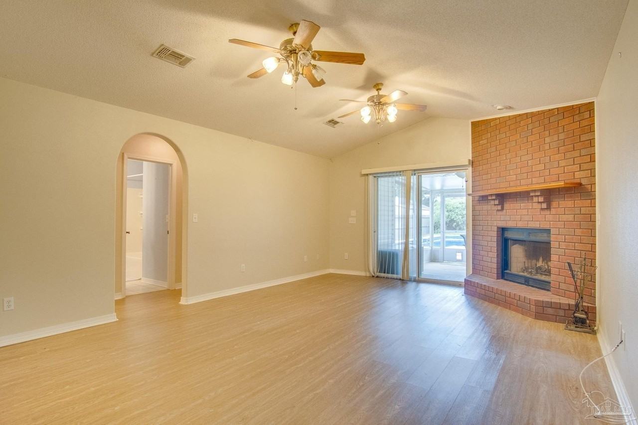 2745 Monroe St - Photo 6 of 23