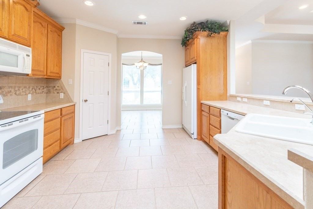 4906 Quartz Ln - Photo 6 of 26