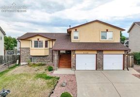 featured image of 7126 Oxmoor Ln
