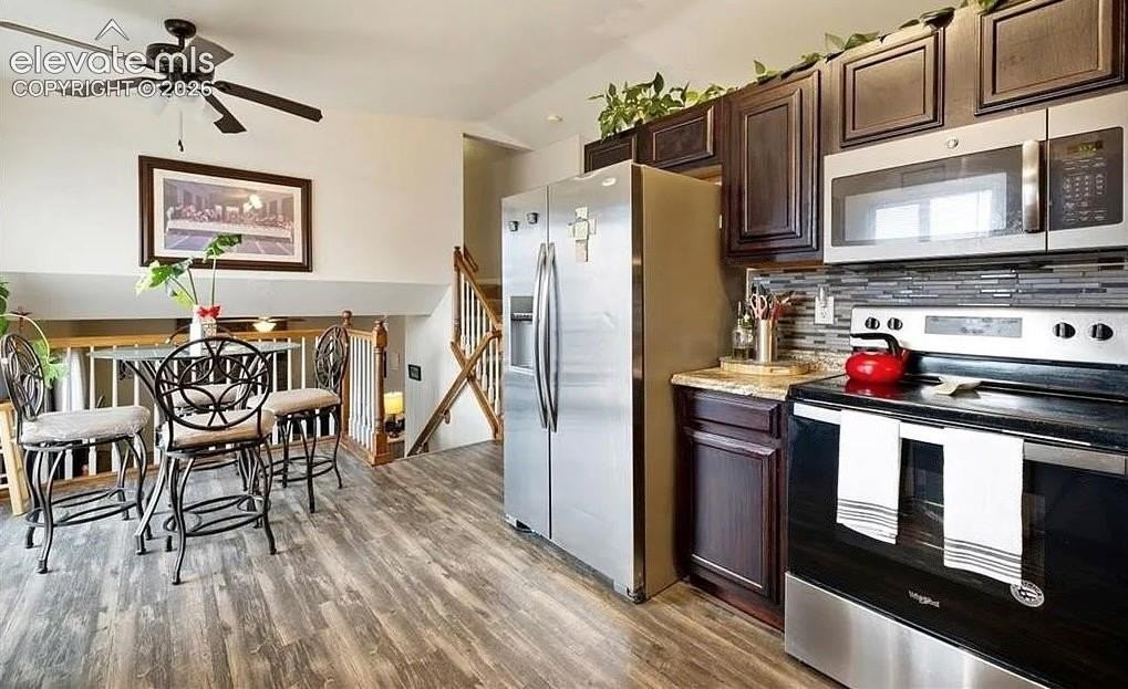 7126 Oxmoor Ln - Photo 5 of 20
