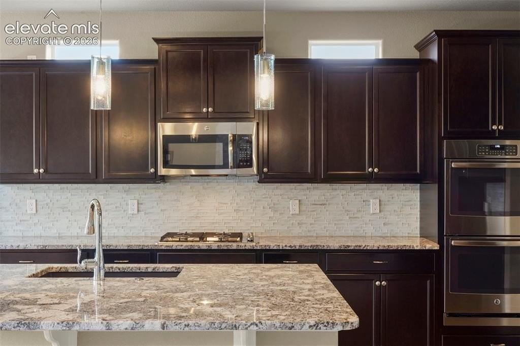 7215 Rim Bluff Ln - Photo 6 of 30