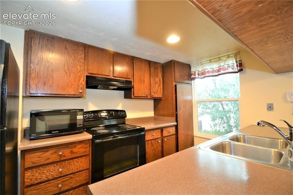 1288 Suncrest Way - Photo 4 of 13