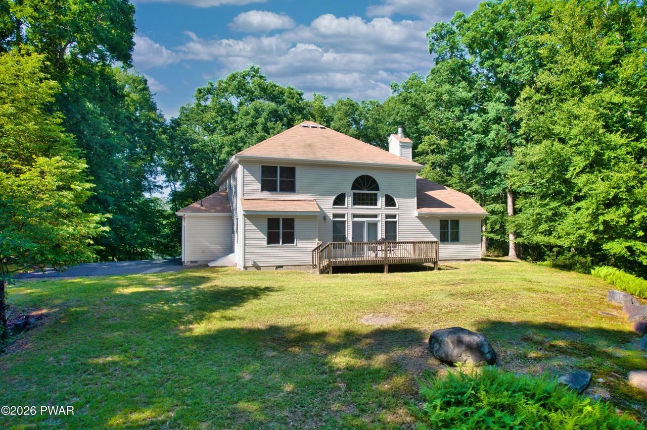 105 Seneca Ct - Photo 6 of 44