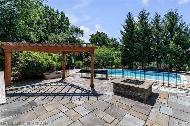 3015 High Pointe Ct - Photo 4 of 50