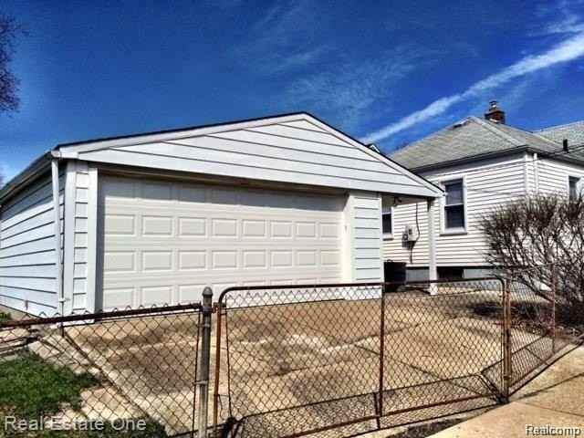 3503 Ravena Ave - Photo 2 of 9