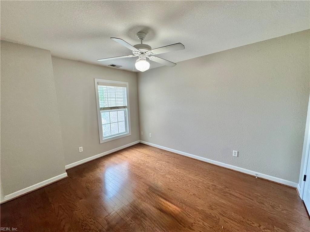 1129 Americus Ave - Photo 3 of 8