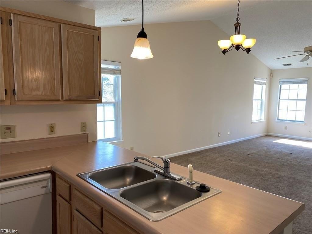 1893 Grand Bay Dr - Photo 5 of 10