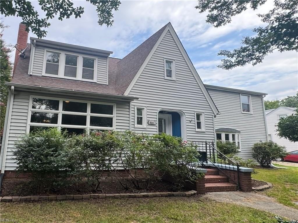 9251 Atwood Ave