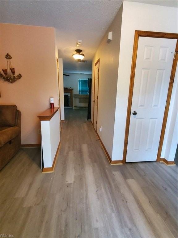 1024 S Main St - Photo 4 of 25