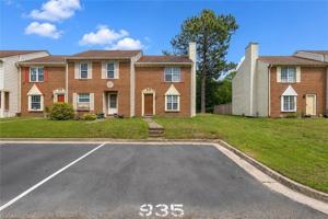 featured image of 935 Still Harbor Cir