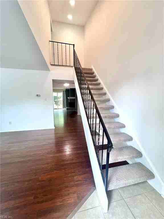 5340 Palmyra Ct - Photo 2 of 31