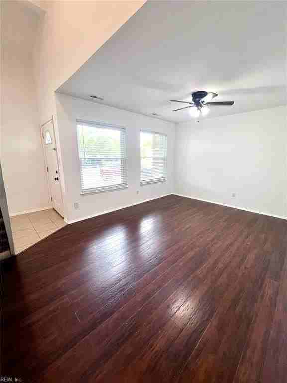 5340 Palmyra Ct - Photo 5 of 31