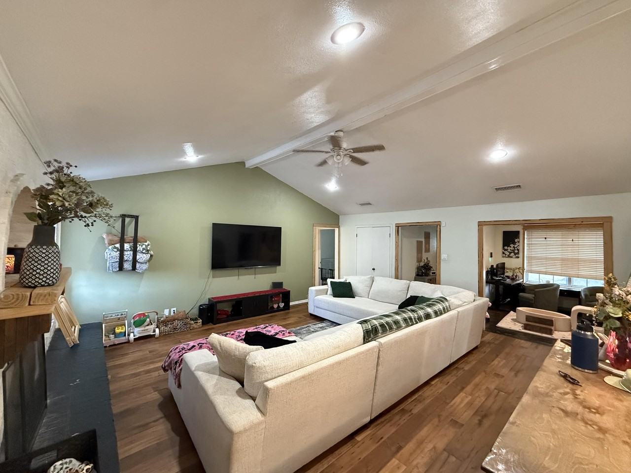 3118 Bluebonnet Ln - Photo 6 of 15