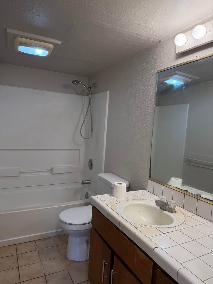 4560 Menehune Rd #B - Photo 3 of 6