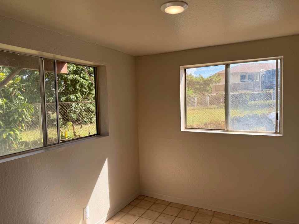 4560 Menehune Rd #B - Photo 6 of 6