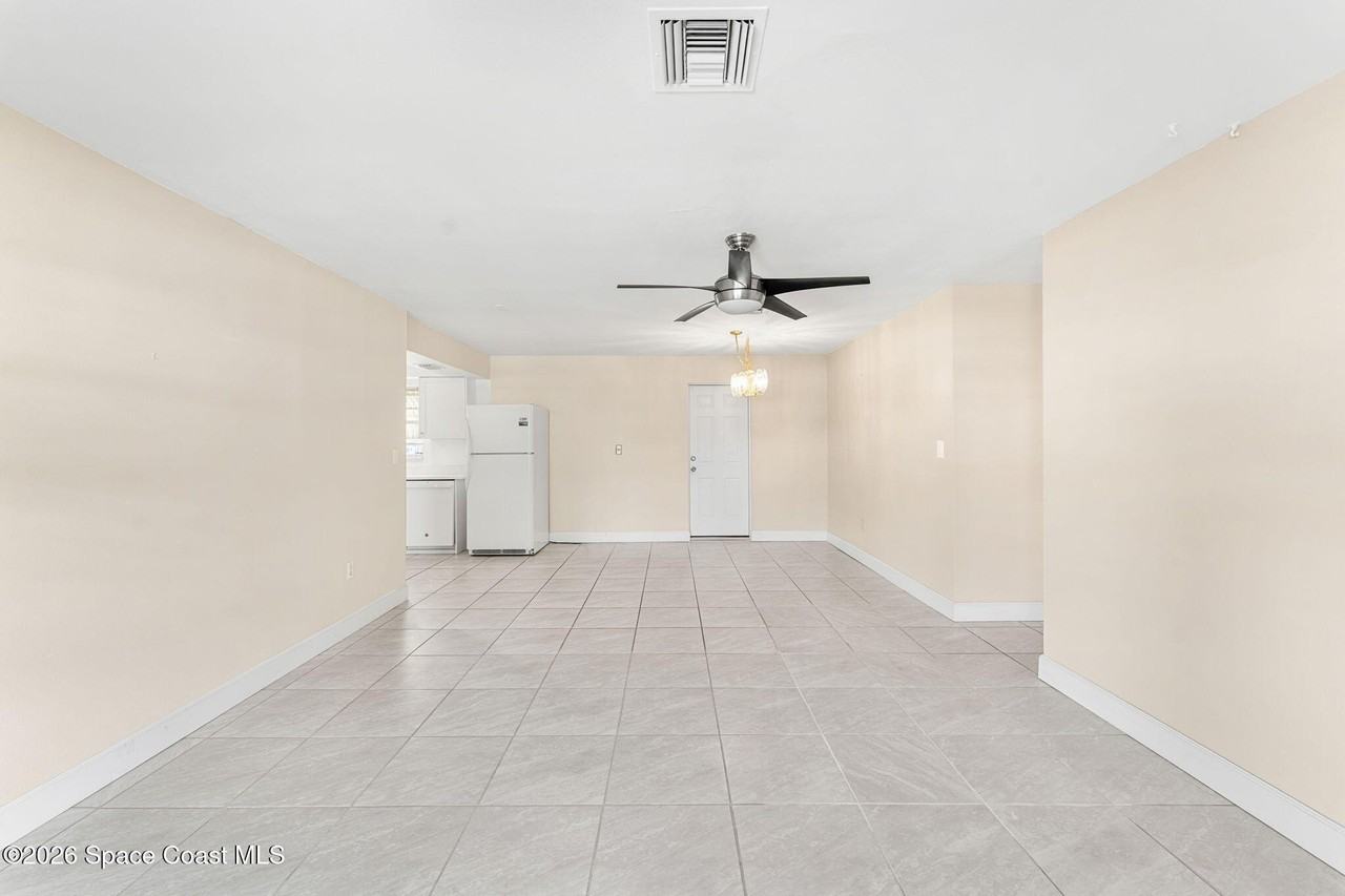 759 Mohawk Ave - Photo 6 of 42