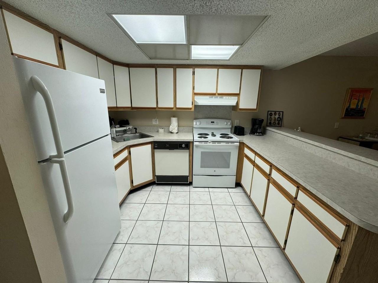 1680 Sunny Brook Ln Ne #J211 - Photo 3 of 15