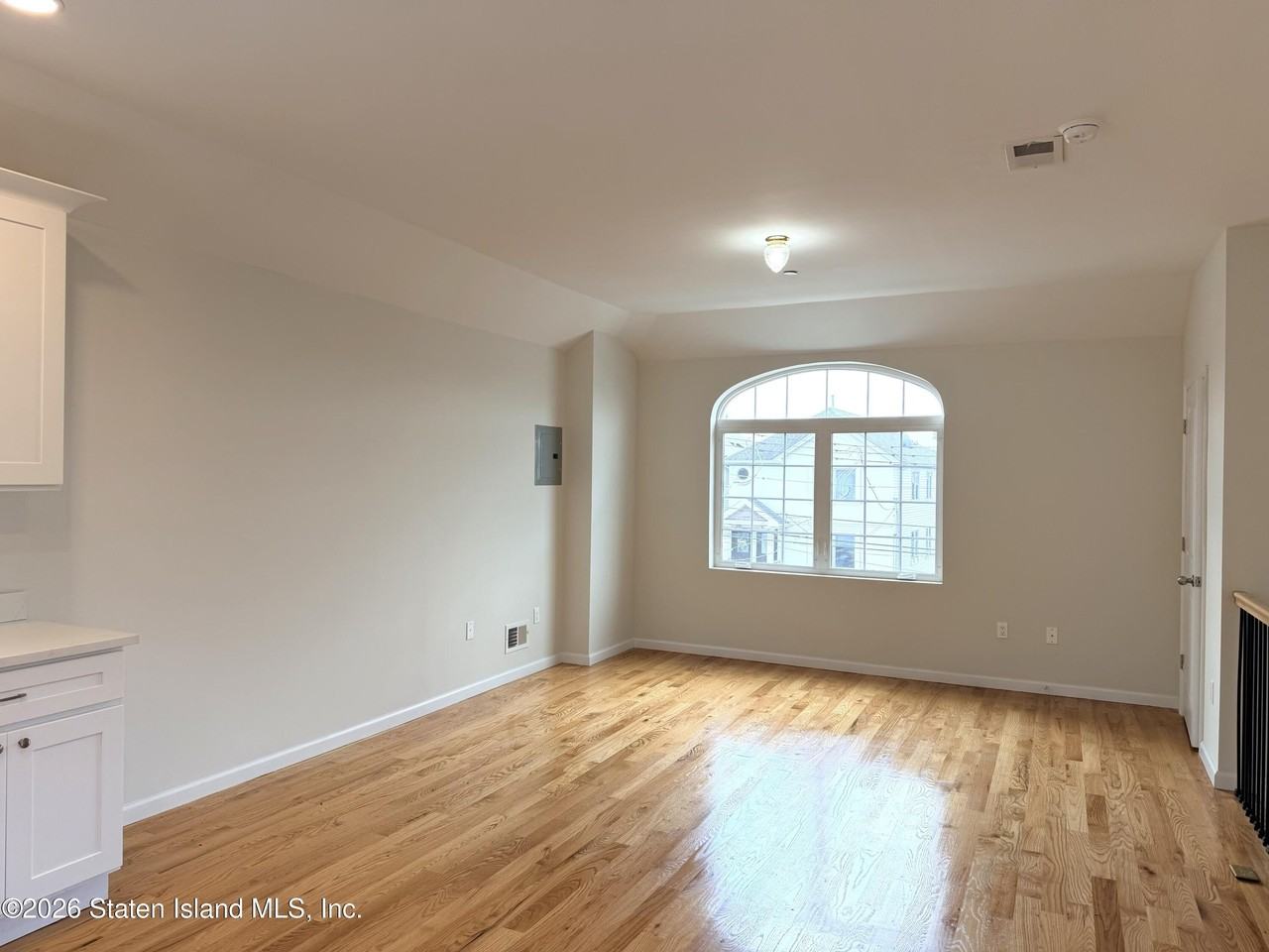 149 Vedder Ave #2FL - Photo 2 of 7