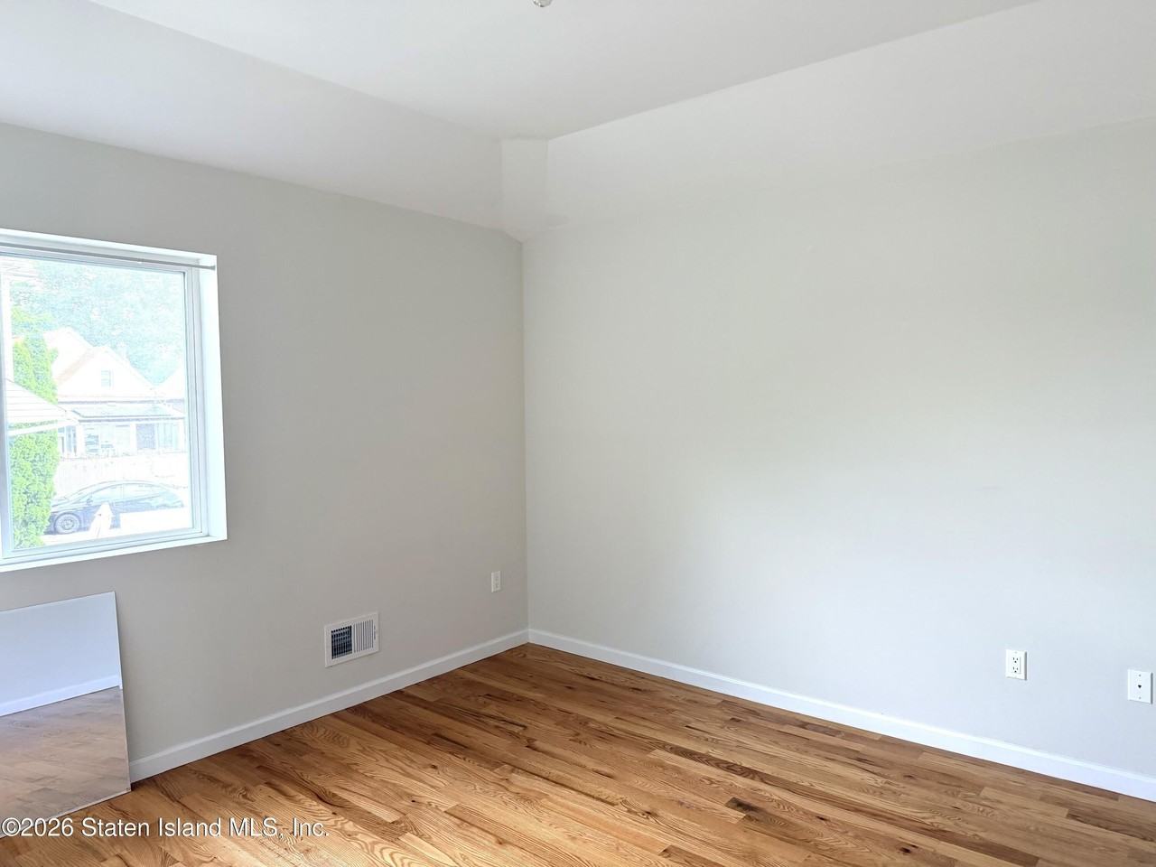 149 Vedder Ave #2FL - Photo 5 of 7