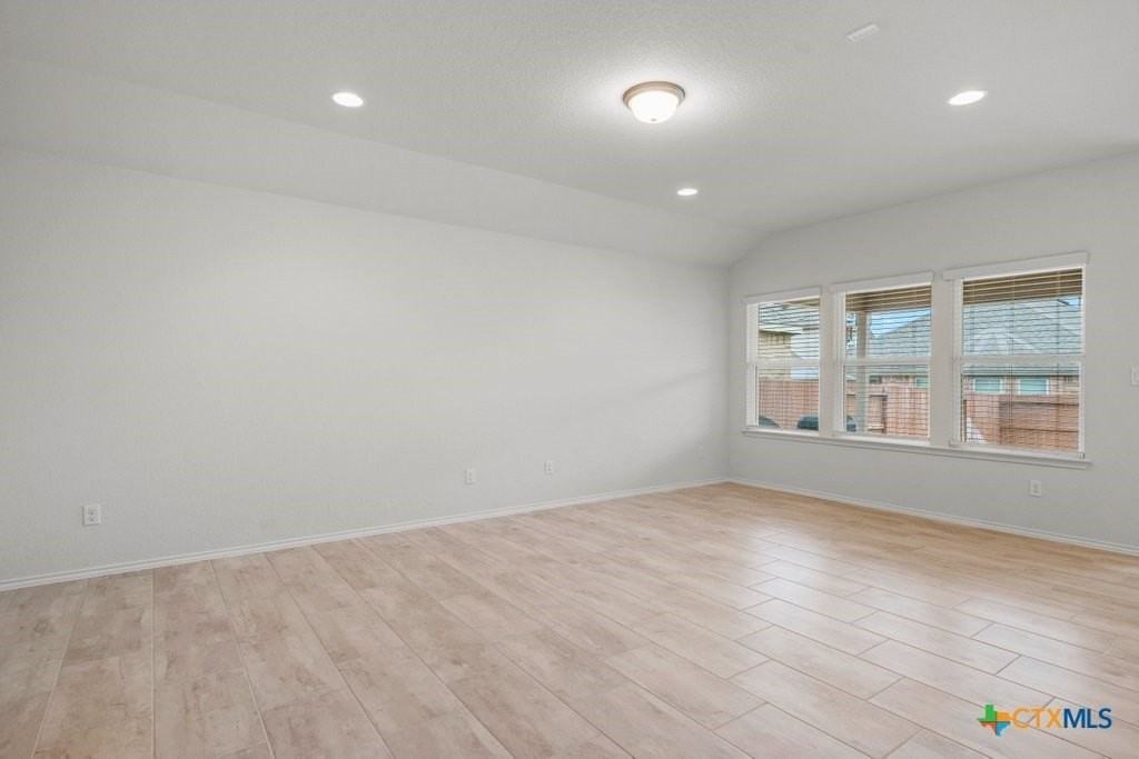 2269 Kiskadee Dr - Photo 3 of 23