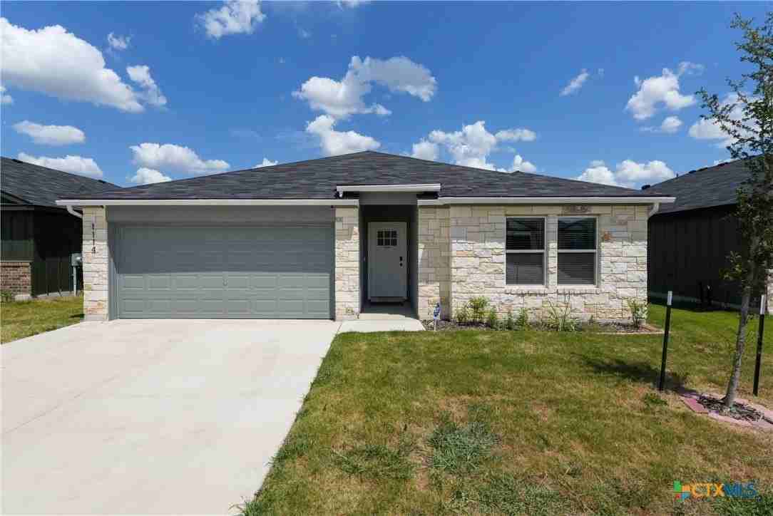 1114 Lexington Dr