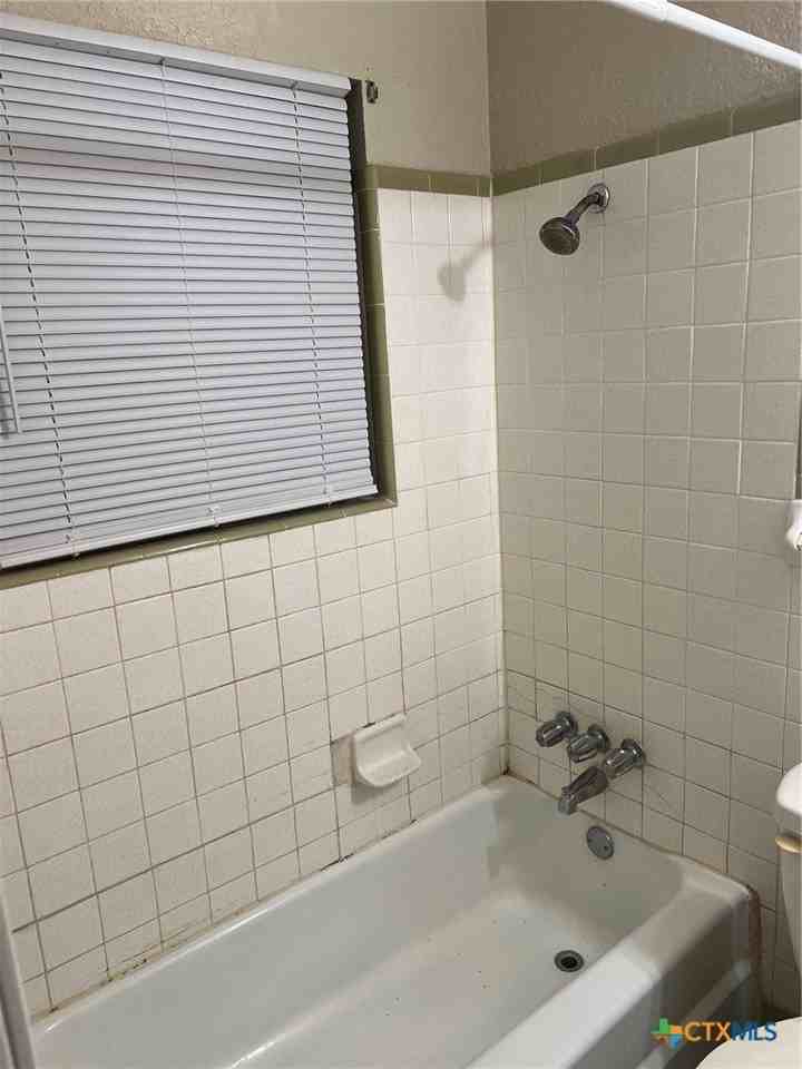 3804 Trimmier Rd #6 - Photo 7 of 7