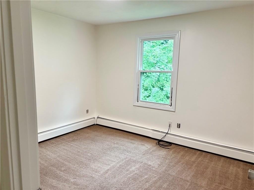 222 Eldridge St - Photo 4 of 6