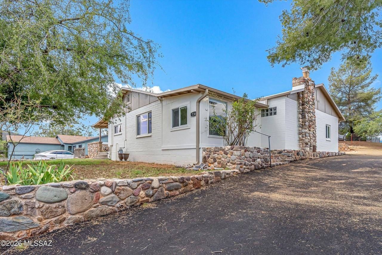 730 N Robles Rd - Photo 2 of 28
