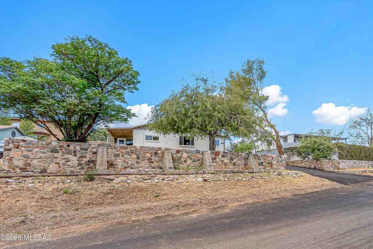 730 N Robles Rd - Photo 5 of 28