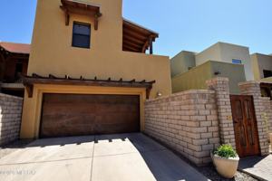 featured image of 334 E Cedarvale Rd