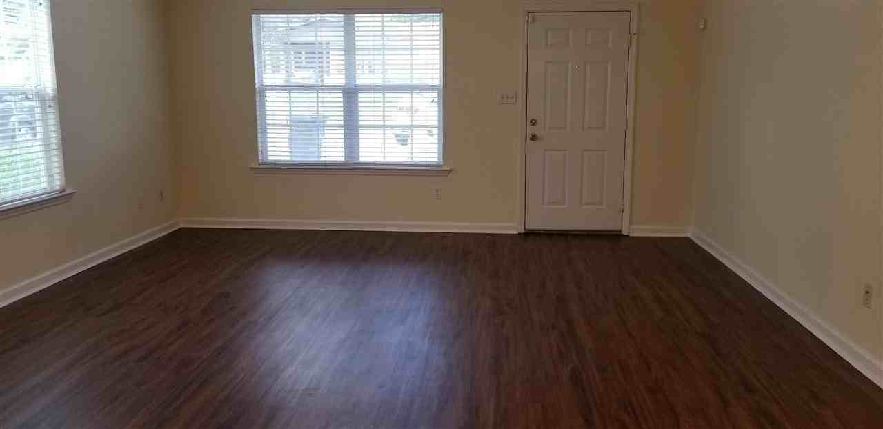 2009 Fannie Dr - Photo 5 of 6