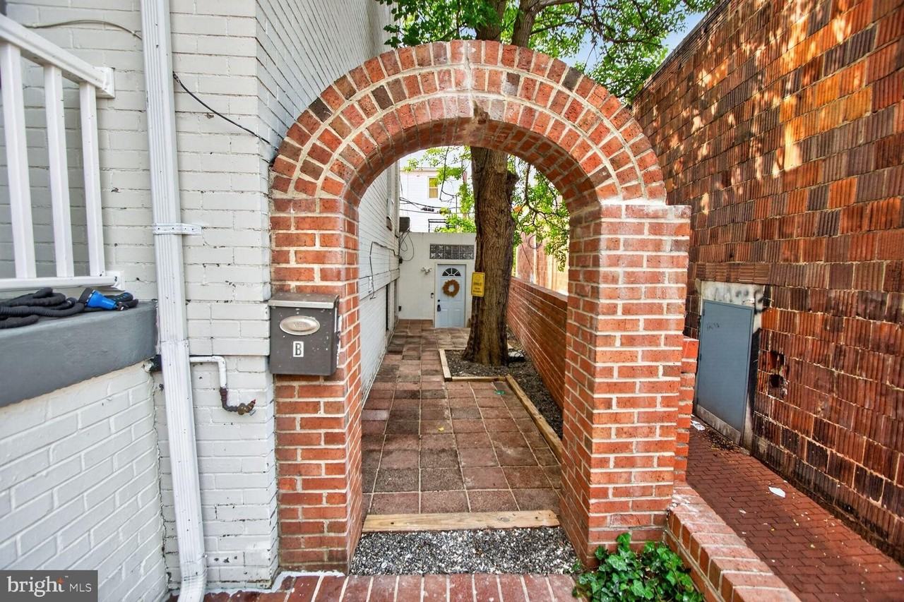 768 Quebec Pl Nw #B - Photo 2 of 17