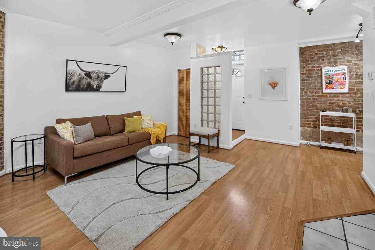 768 Quebec Pl Nw #B - Photo 5 of 17