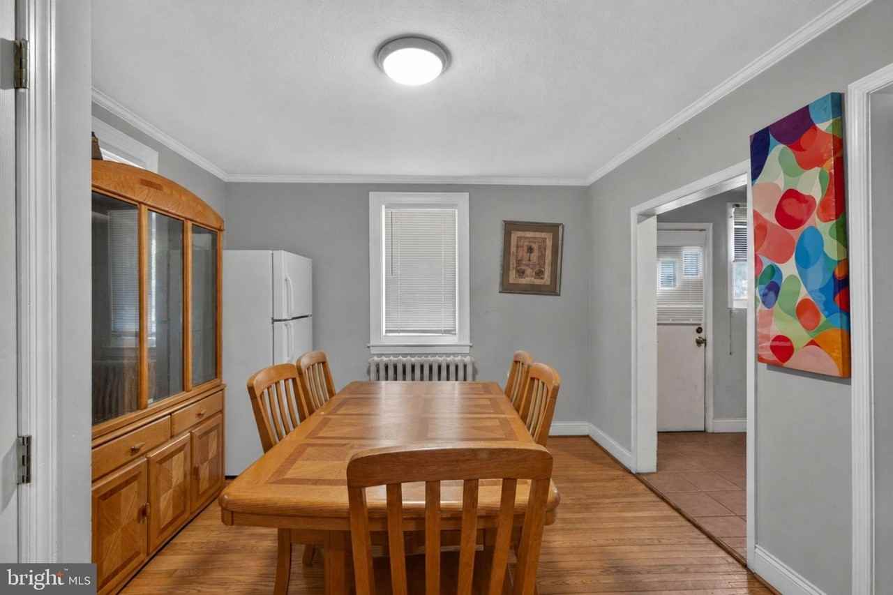 5016 E Capitol St Ne - Photo 5 of 19