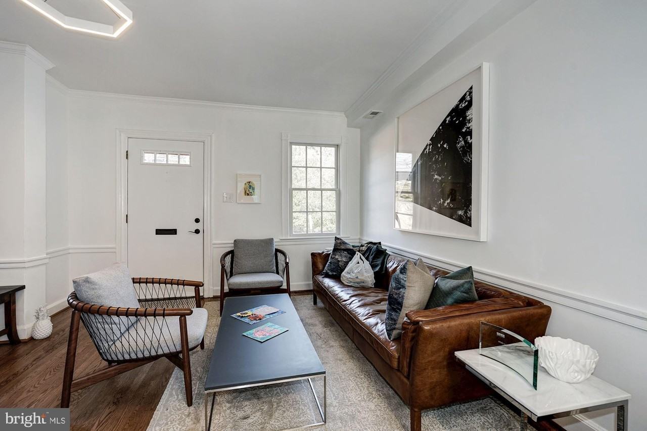 4416 Reservoir Rd Nw - Photo 6 of 40