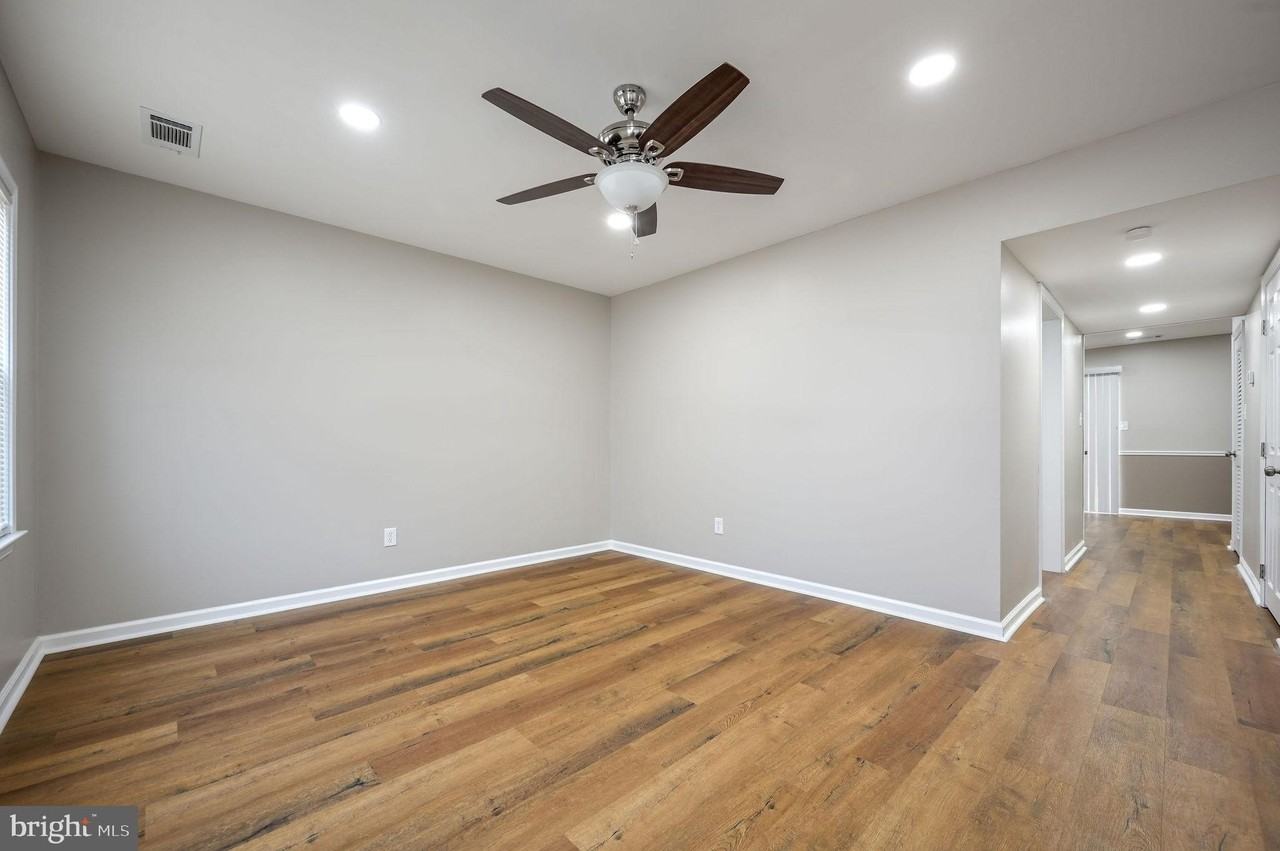 1192 Madison Ct - Photo 3 of 13