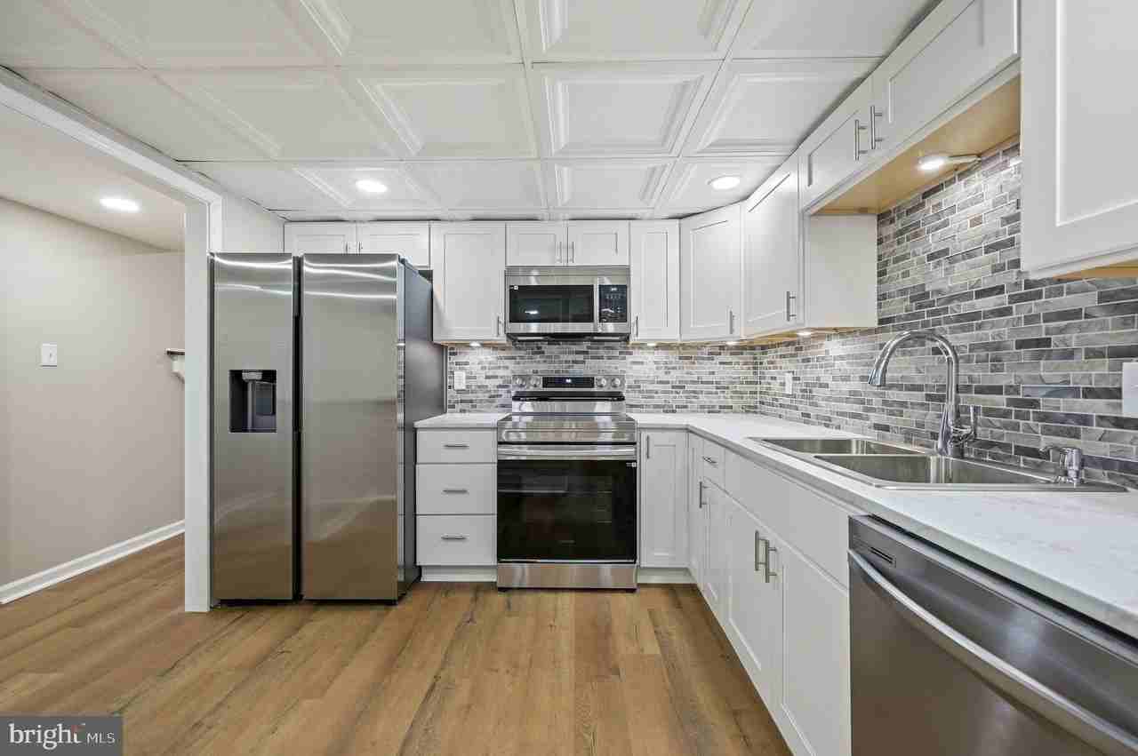 1192 Madison Ct - Photo 6 of 13