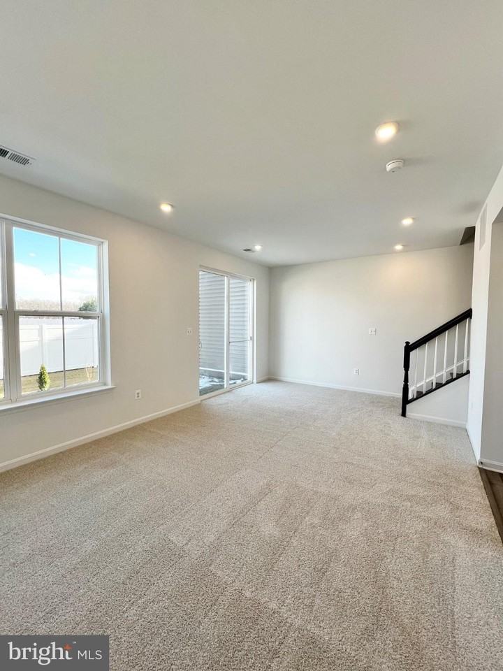 357 Andrew Ct - Photo 2 of 50