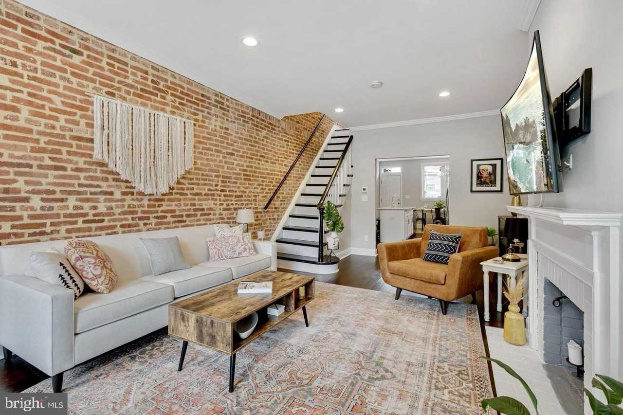 413 S East Ave - Photo 2 of 24