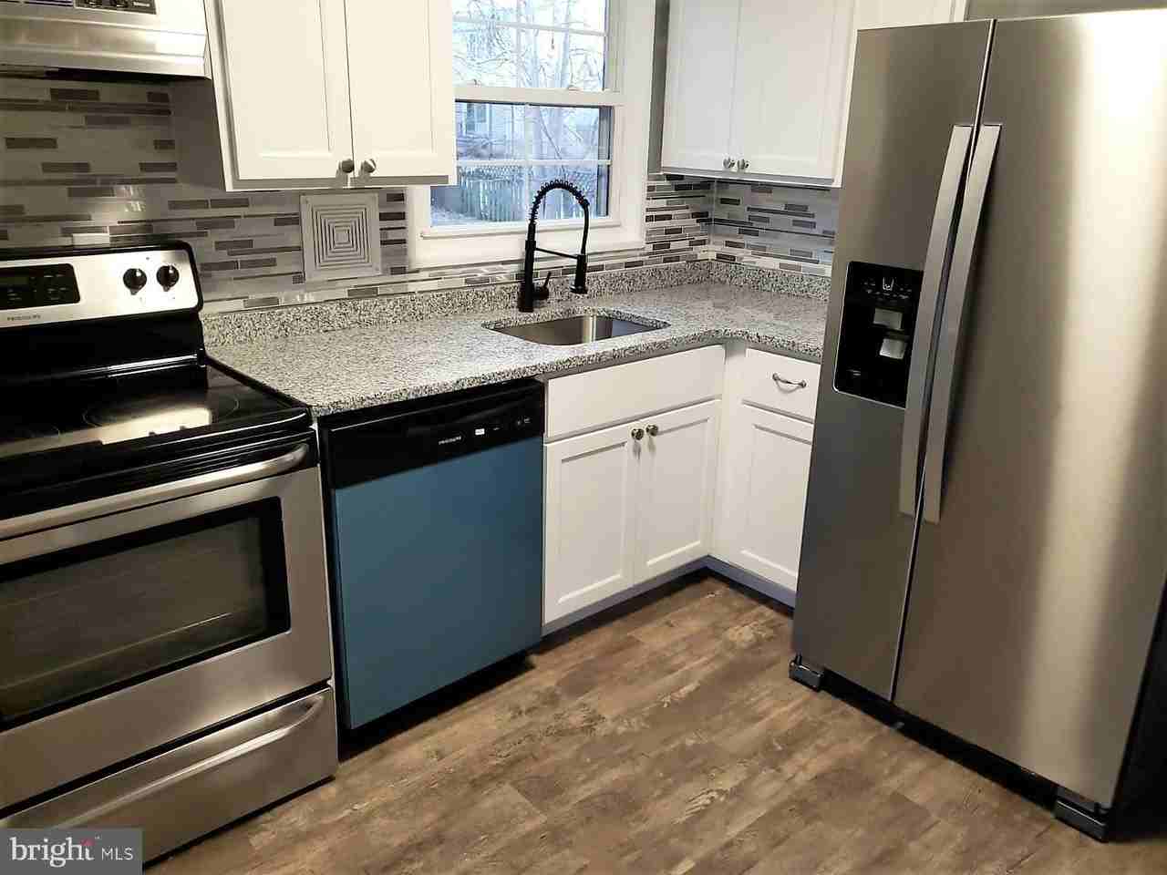 1314 Woodbridge Rd - Photo 4 of 20