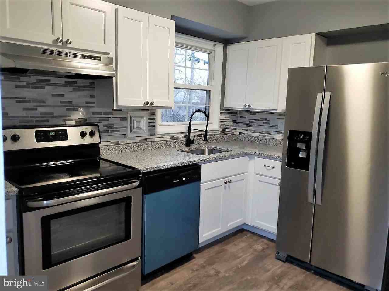 1314 Woodbridge Rd - Photo 5 of 20